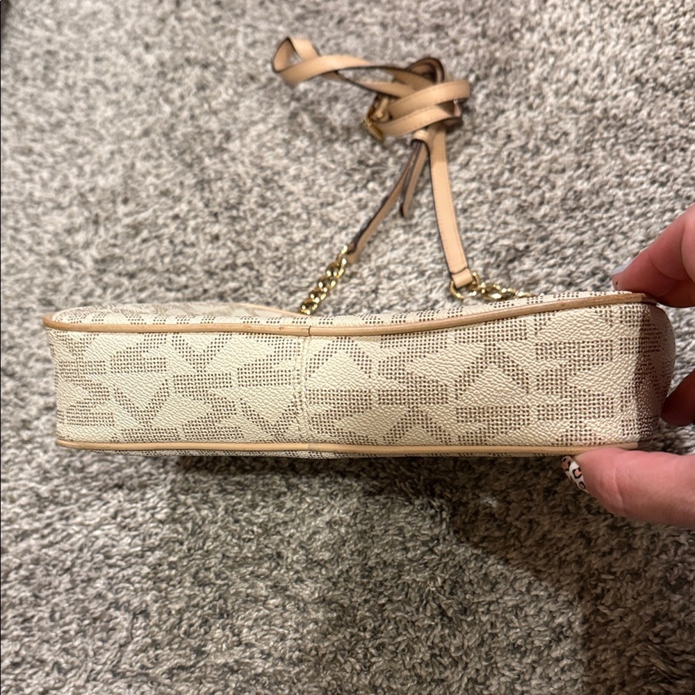 Michael Kors MK Cream Crossbody Bag purse handbag designer clutch bag wallet - Picture 3 of 10